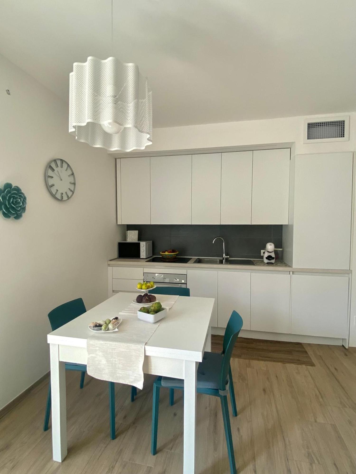 Aura Marina Casa Vacanze Полиньяно-а-Маре Экстерьер фото